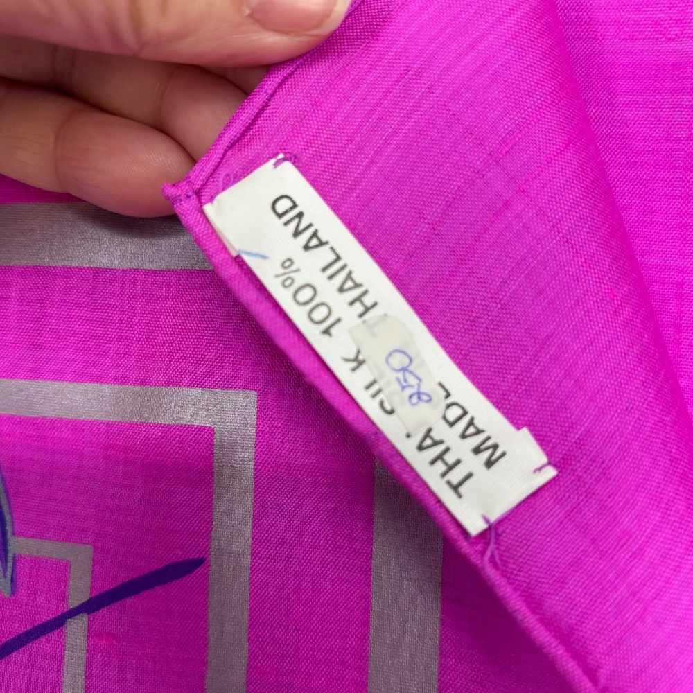 Vintage Thai Raw Silk Square Scarf Fuchsia Pink Purple Floral with Silver Trim - Picture 4 of 9